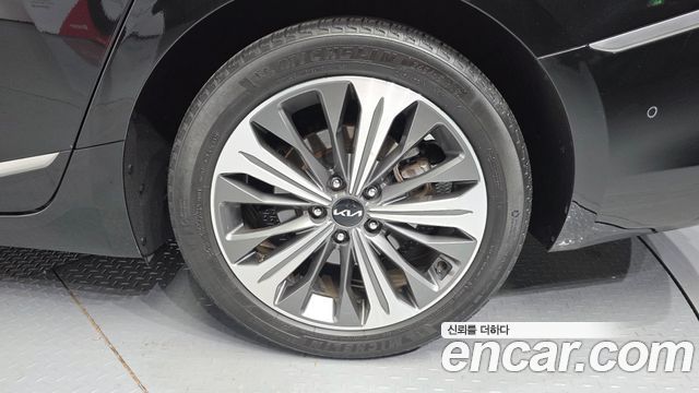 Kia K8 из Кореи Encar