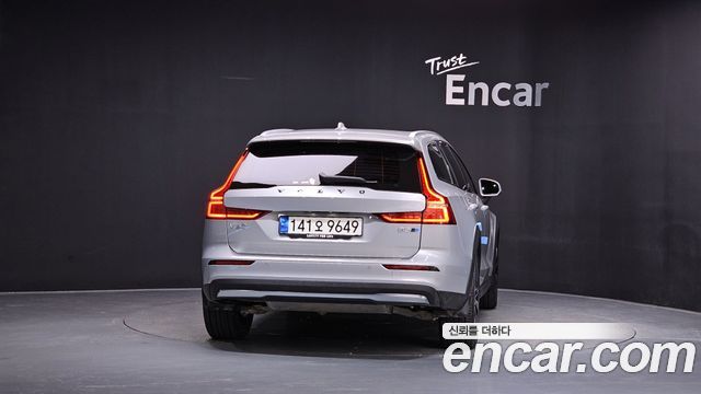 Volvo V60 из Кореи Encar