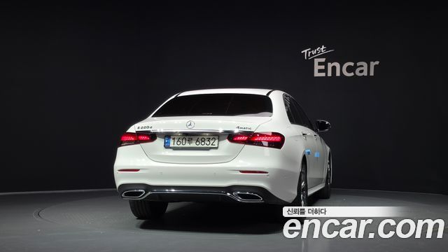 Mercedes-Benz E-Class из Кореи Encar