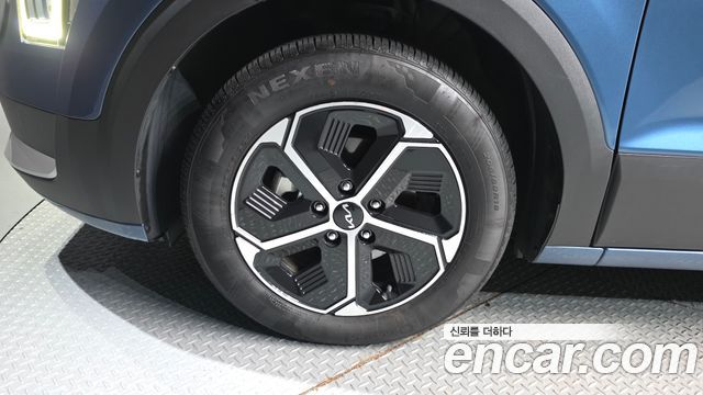 Kia Niro Trendy — пробег 76 636 км — фото 5 из 5