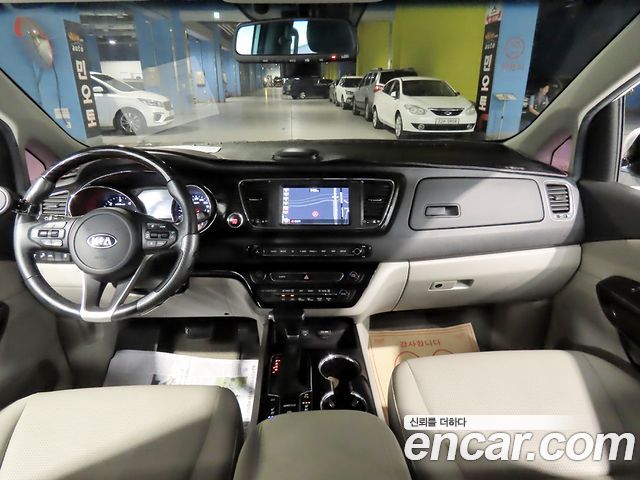 Kia Carnival из Кореи Encar