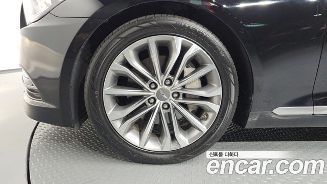 Hyundai Genesis из Кореи Encar
