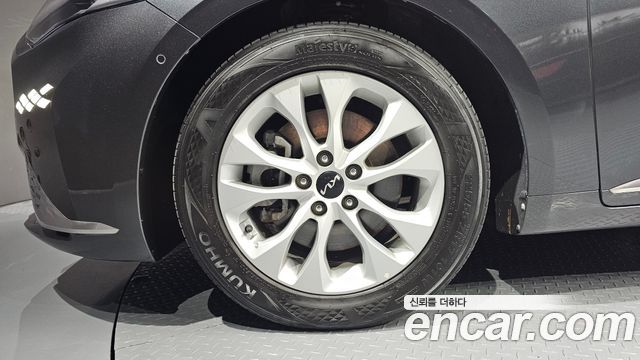 Kia K8 из Кореи Encar