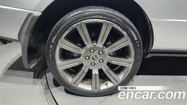 Land Rover Range Rover 4.4 — пробег 147 252 км