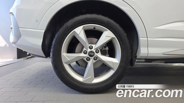 Audi Q3 из Кореи Encar