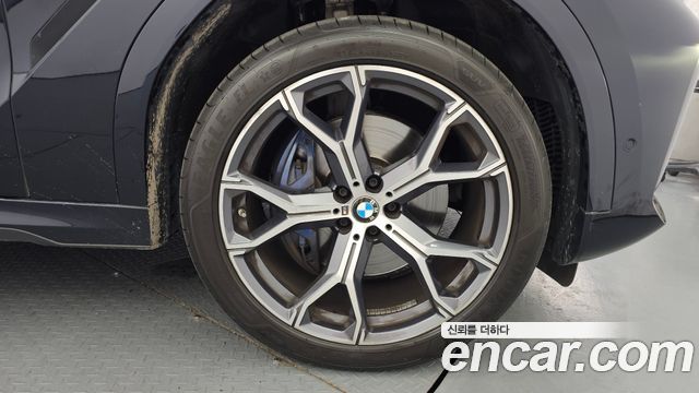 BMW X6 xDrive40i M Sport — пробег 52 468 км — фото 5 из 5