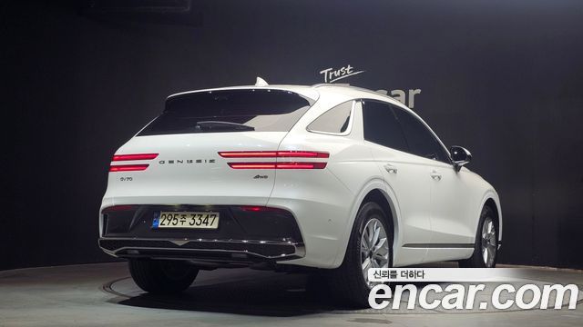 Genesis GV70 из Кореи Encar