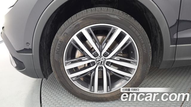 Volkswagen Tiguan 2.0 TSI Prestige — пробег 98 243 км