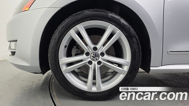 Volkswagen Passat 2.5 B7 — пробег 73 414 км