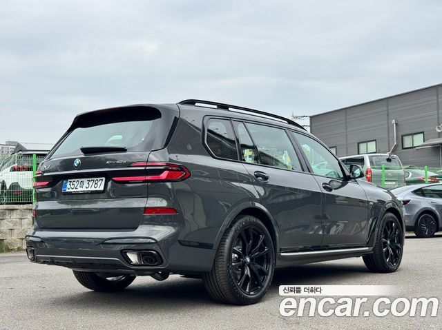 BMW X7 xDrive 40d M Sport 7 STR — пробег 4 300 км — фото 5 из 5