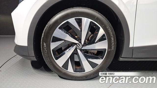 Volkswagen ID.4 Pro — пробег 31 714 км