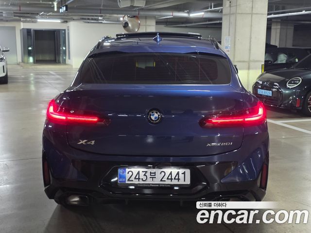 BMW X4 xDrive20i M Sports Pro — пробег 5 359 км — фото 4 из 5