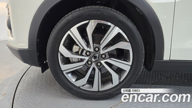 Ssangyong TIBOLI из Кореи Encar