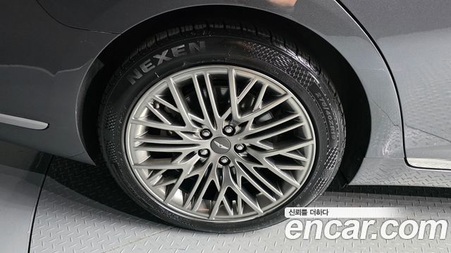 Genesis G90 из Кореи Encar