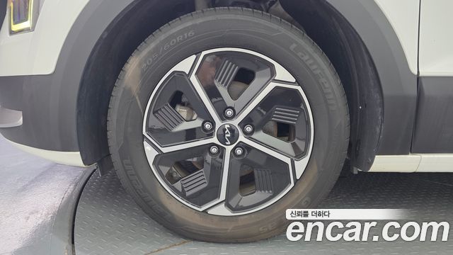 Kia Niro из Кореи Encar