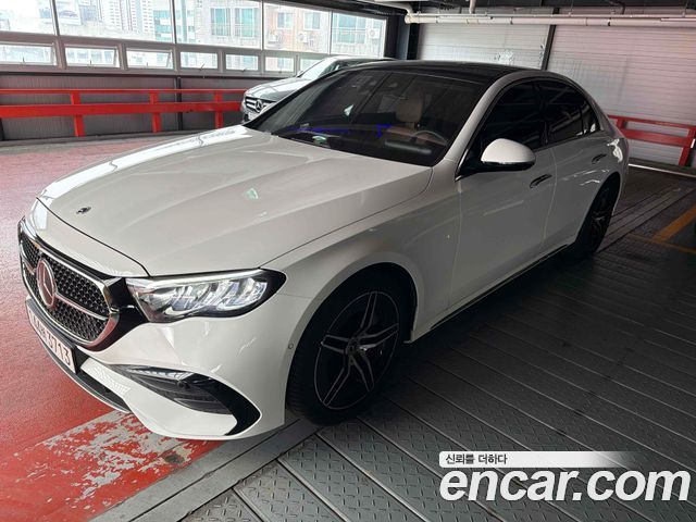 Mercedes-Benz E-Class E200 AMG Line — пробег 4 636 км — фото 1 из 4