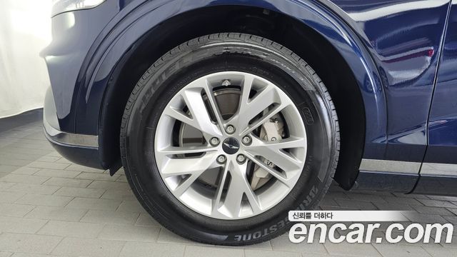 Genesis GV70 из Кореи Encar