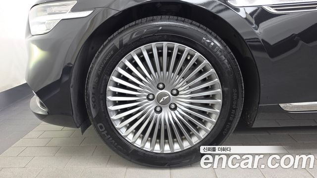 Genesis G90 из Кореи Encar