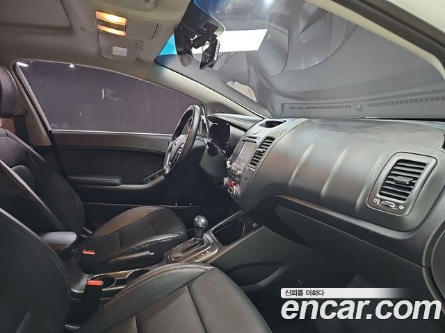 Kia K3 из Кореи Encar