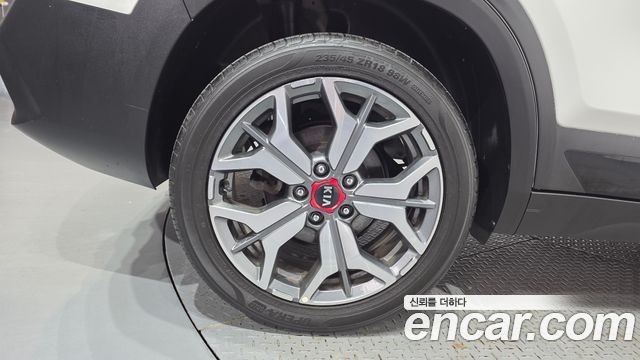 Kia Seltos из Кореи Encar