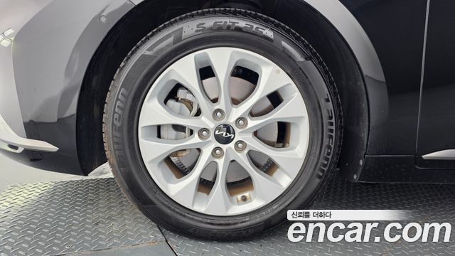 Kia K8 из Кореи Encar