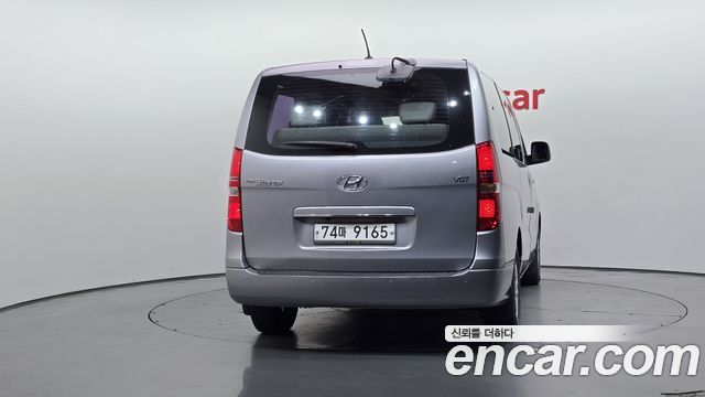 Hyundai Starex 12-Seater Wagon Smart — пробег 155 599 км — фото 4 из 5
