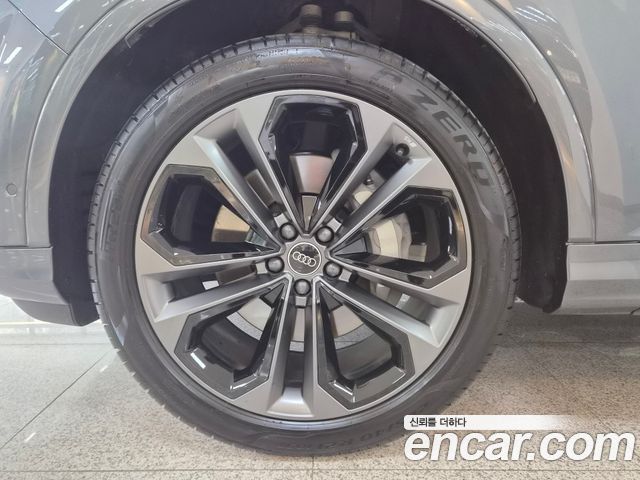 Audi Q7 из Кореи Encar