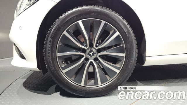Mercedes-Benz C-Class из Кореи Encar