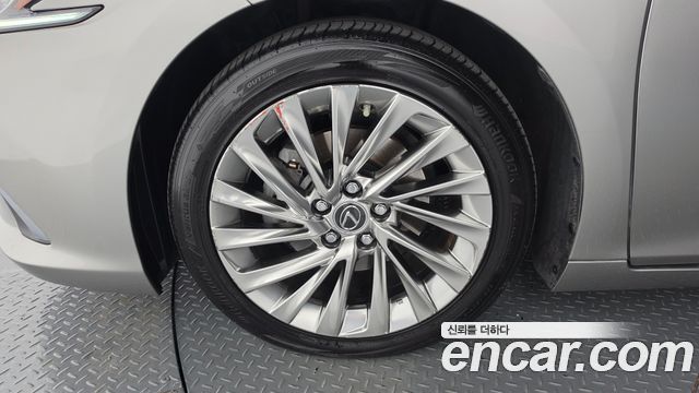 Lexus ES из Кореи Encar
