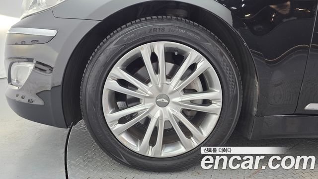 Hyundai Genesis из Кореи Encar
