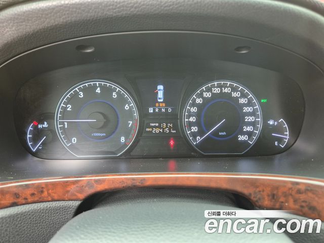 Hyundai Equus из Кореи Encar