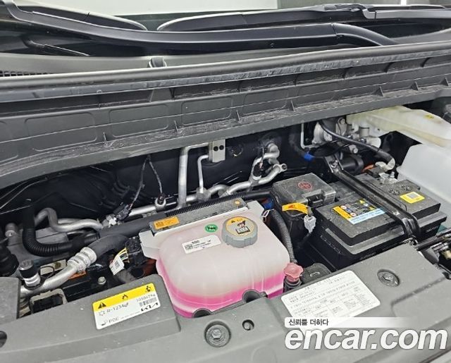 Kia PV5 Passenger 5 Seater Plus — пробег 2 000 км — фото 5 из 5