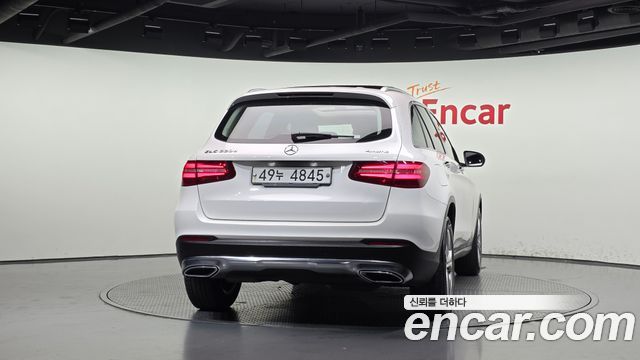 Mercedes-Benz GLC-Class GLC220 d 4MATIC — пробег 140 019 км — фото 4 из 5