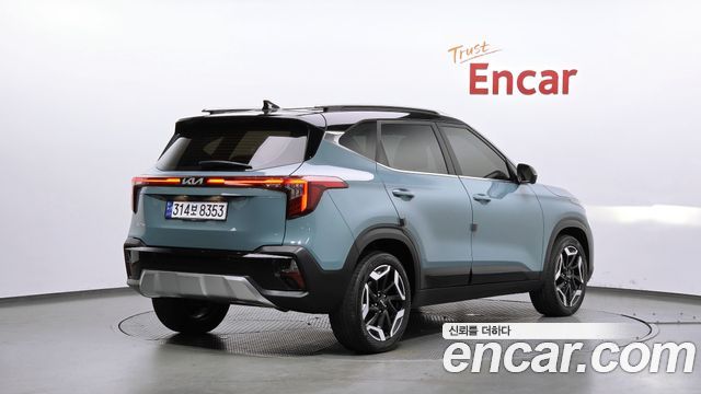 Kia Seltos из Кореи Encar