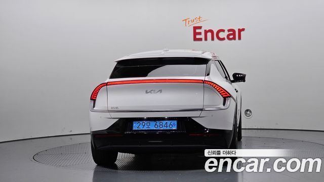 Kia EV6 из Кореи Encar
