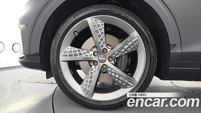 Genesis GV70 из Кореи Encar