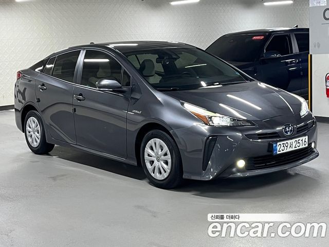 Toyota Prius 1.8 — пробег 25 020 км — фото 5 из 5