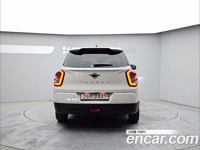 Ssangyong TIBOLI из Кореи Encar