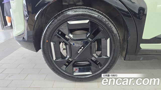 Kia EV3 из Кореи Encar