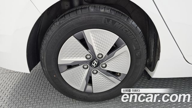Hyundai Ioniq из Кореи Encar