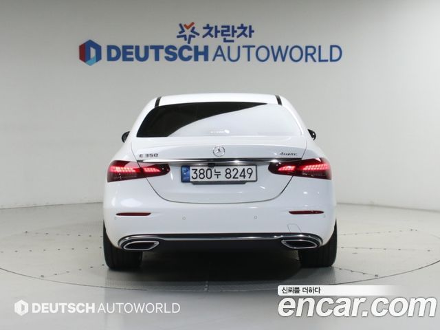 Mercedes-Benz E-Class E350 4MATIC Avantgarde — пробег 71 760 км — фото 4 из 5