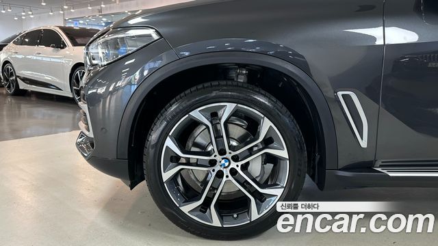BMW X5 xDrive 40i xLine — пробег 47 893 км — фото 5 из 5