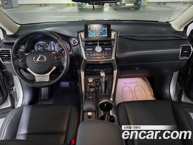 Lexus NX Supreme — пробег 71 860 км — фото 3 из 5