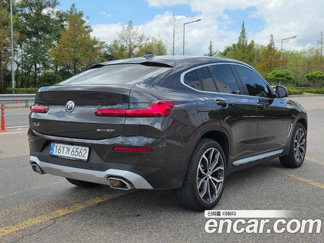 BMW X4 xDrive20i xLine — пробег 4 590 км — фото 2 из 5