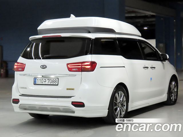 Kia Carnival из Кореи Encar