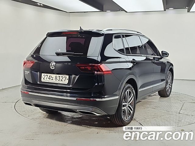 Volkswagen Tiguan 2.0 TDI Prestige — пробег 105 293 км — фото 4 из 5