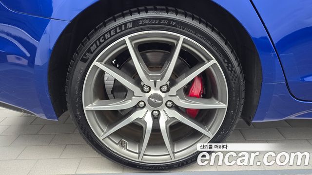 Genesis G70 из Кореи Encar