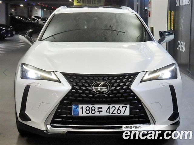 Lexus UX из Кореи Encar