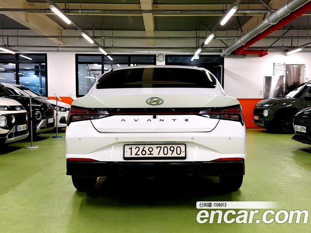 Hyundai AVANTE из Кореи Encar