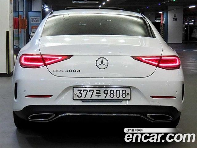 Mercedes-Benz CLS-Class CLS300d AMG Line — пробег 101 014 км — фото 4 из 5